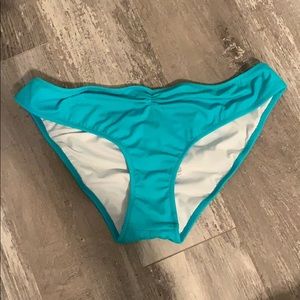 Victoria’s Secret Swim ruched bikini bottom. NWOT